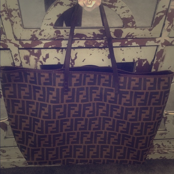 fendi shopper vintage